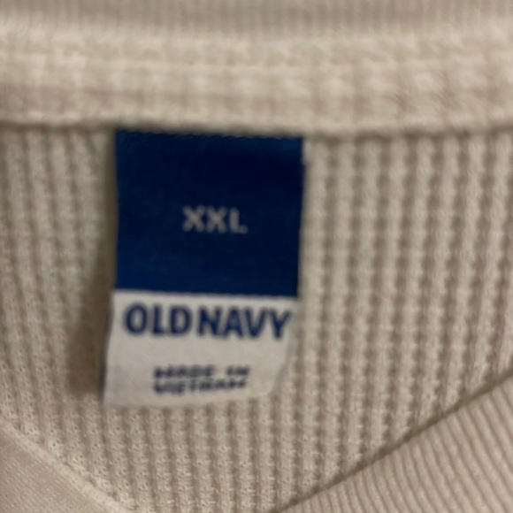 Old Navy Thermal top - Picture 2 of 4